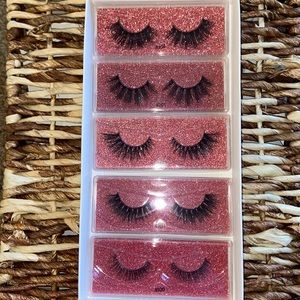 NEW Assorted Bundle of  Lashes